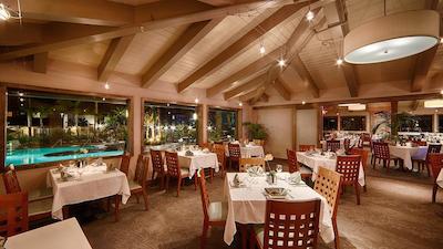 بست وسترن پلاس ایسلاند پالمز هتل اند مارینا