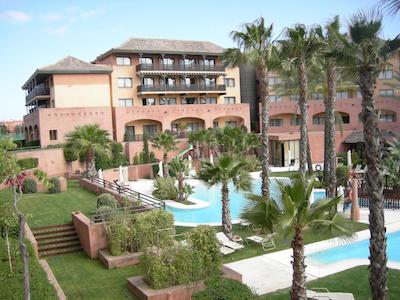 ایسلانتیلا گولف