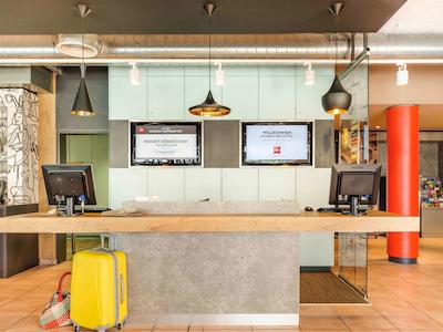 ایبیز مونچن مس هتل