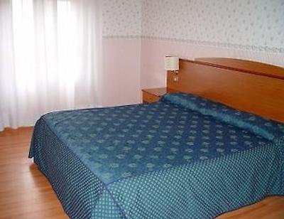 هتل پنشن جلی