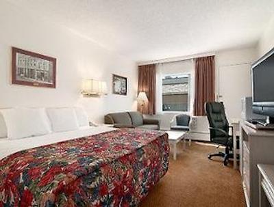 تراولج کالگاری اسود