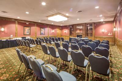 بست وسترن پلاس گویلدوود این