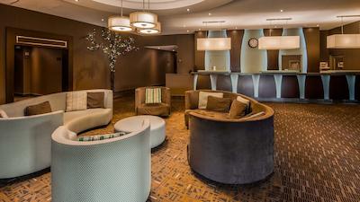 بست وسترن پلاس گویلدوود این