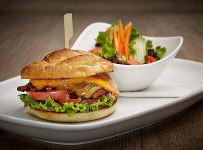 بست وسترن پلاس گویلدوود این