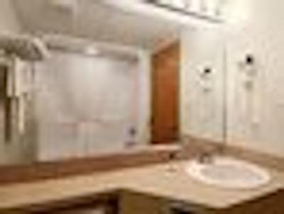 سوپر 8 اسوان ریور