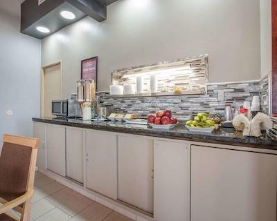 اکنو لج این اند سویتز سیتی سنتر