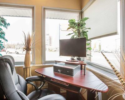 اکنو لج این اند سویتز سیتی سنتر