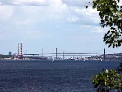 هوارد جهنسُن بلونس این اند سویتز