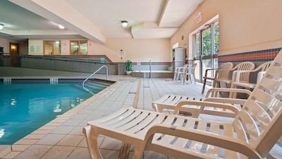 بست وسترن پلاس بورلینگتون این اند سویتز