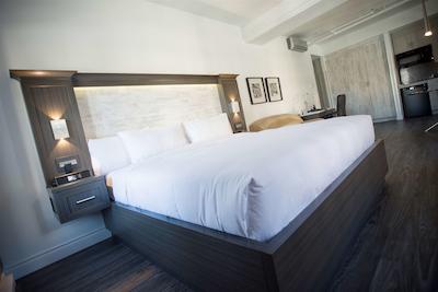 ل پرت ریال اند سویتز