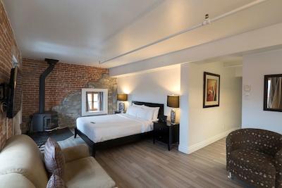 ل پرت ریال اند سویتز