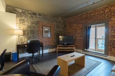 ل پرت ریال اند سویتز