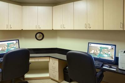 هامپتون این اند سویتز بای هیلتون ساینت جهن