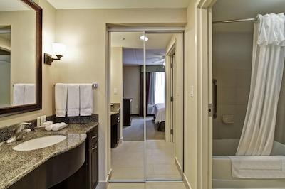 هموود سویتز سودبوری