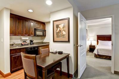 هموود سویتز سودبوری