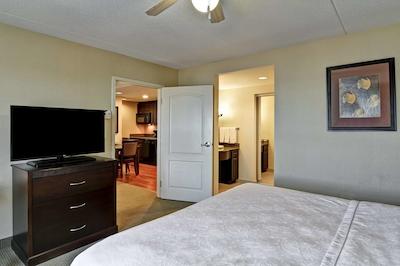 هموود سویتز سودبوری