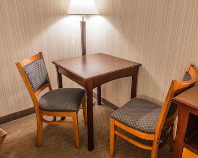 کوالیتی این اند کنفرنس سنتر نرد هیل