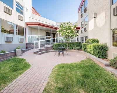 کوالیتی این اند کنفرنس سنتر نرد هیل