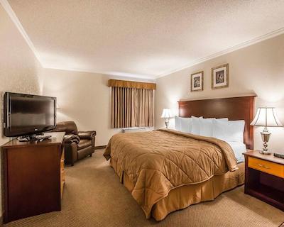 کوالیتی این اند کنفرنس سنتر نرد هیل