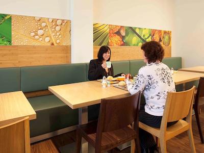 ایبیز مینز سیتی هتل