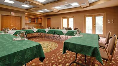 دز این بای ویندهام اسویفت کورنت