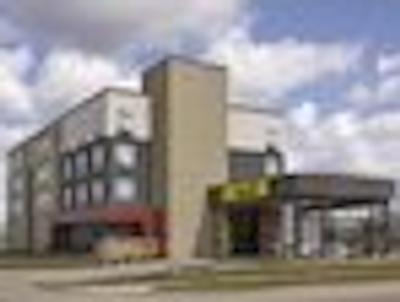 سوپر 8 ادسُن