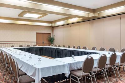 کوالیتی هتل اند سویتز