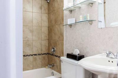 کوالیتی هتل اند سویتز