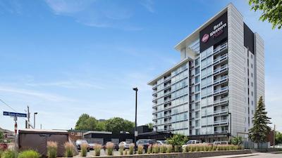 بست وسترن پلاس گاتینیو-اُتاوا