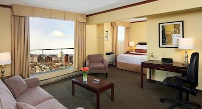 بست وسترن پلاس گاتینیو-اُتاوا