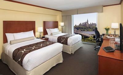 بست وسترن پلاس گاتینیو-اُتاوا