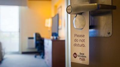 بست وسترن پلاس گاتینیو-اُتاوا