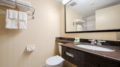 بست وسترن پلاس گاتینیو-اُتاوا