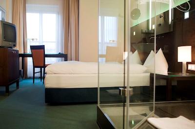 فلمینگز کنفرنس هتل فرانکفورت