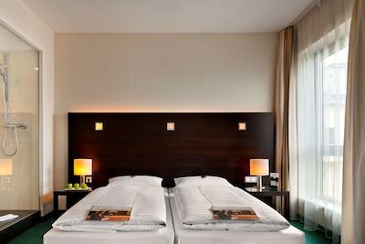 فلمینگز کنفرنس هتل فرانکفورت