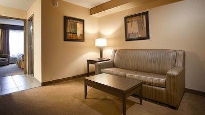 بست وسترن پلاس ساینت جهن هتل اند سویتز