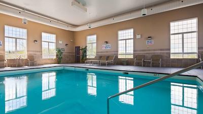 بست وسترن پلاس ساینت جهن هتل اند سویتز