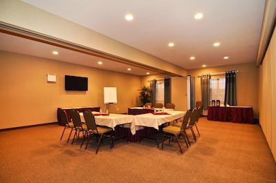 بست وسترن پلاس ساینت جهن هتل اند سویتز