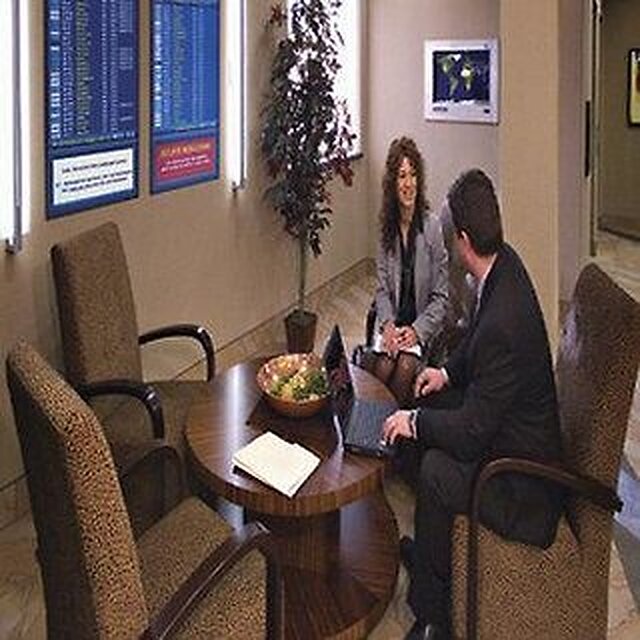 اکسلیم کالگاری آیرپرت