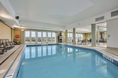 بست وسترن پلاس اُرانجویل این اند سویتز