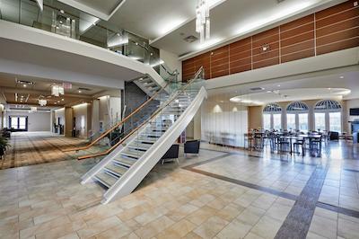 بست وسترن پلاس اُرانجویل این اند سویتز