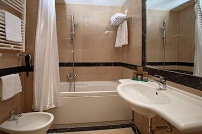 بوتیک هتل تروی