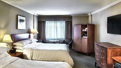 هتل سیناتور کبک