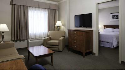 هتل سیناتور کبک