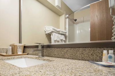 کمفرت این اند سویتز