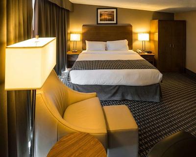 کلارین این لاکسید اند کنفرنس سنتر