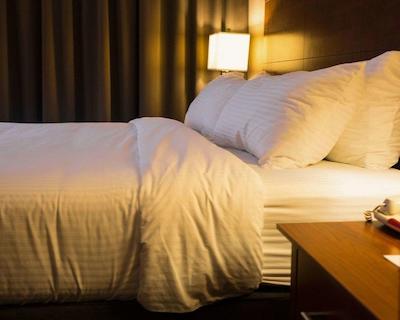 کلارین این لاکسید اند کنفرنس سنتر