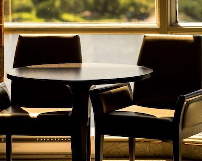 کلارین این لاکسید اند کنفرنس سنتر