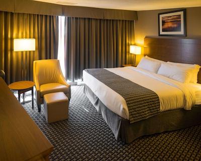 کلارین این لاکسید اند کنفرنس سنتر