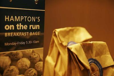 هامپتون این اند سویتز ادمنتون وست